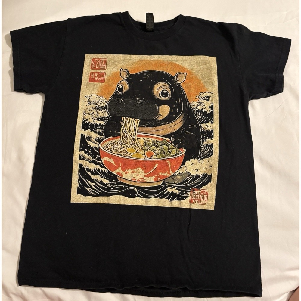 Moo Deng Hippo Eat Ramen For Japanese Style T-Shirt